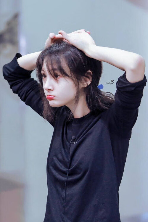 花样游泳比赛，上演水中芭蕾的唯美瞬间，2021花样游泳视频
