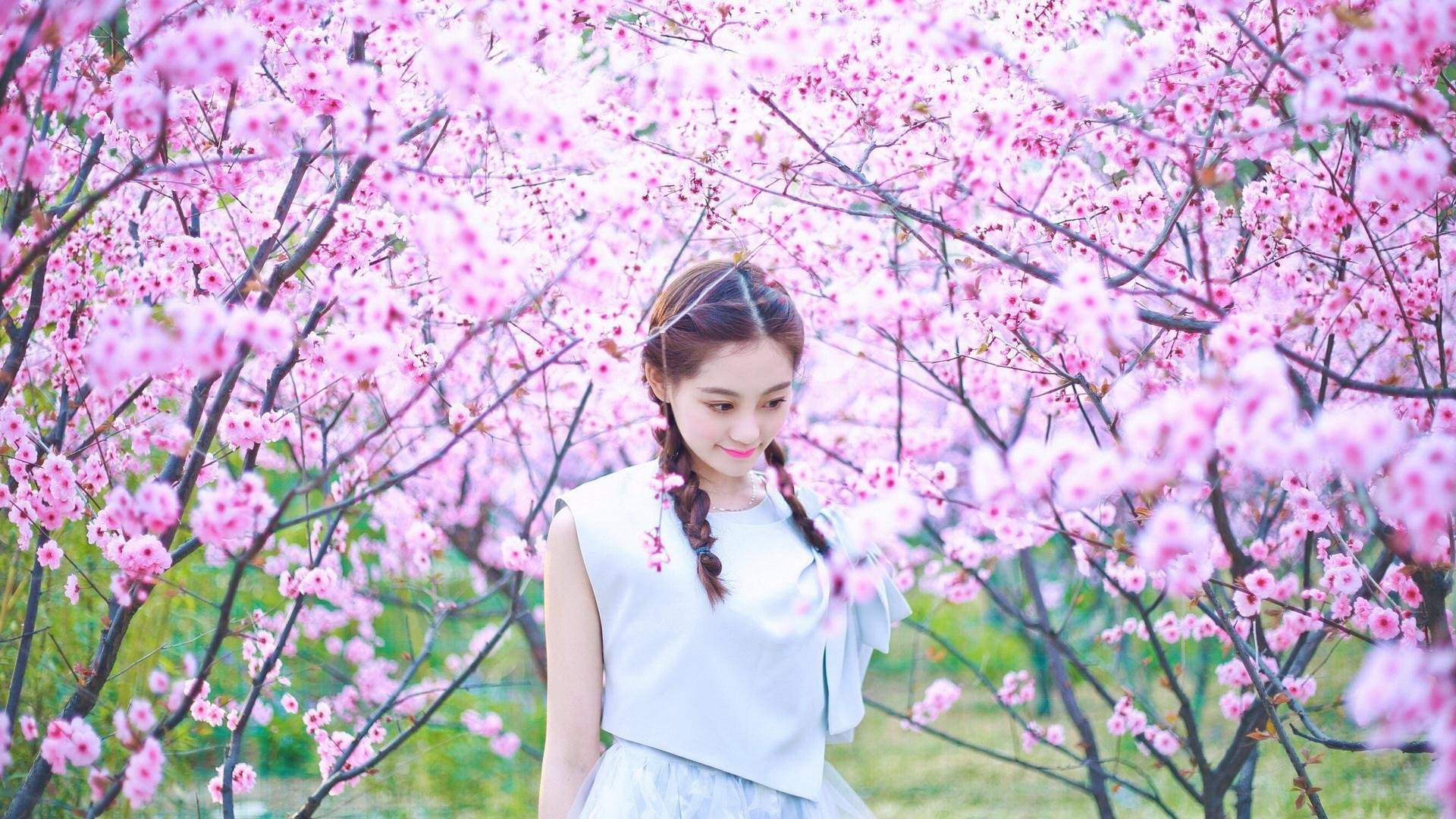 比赛中出现战术新尝试形成边中结合提升攻击威胁程度