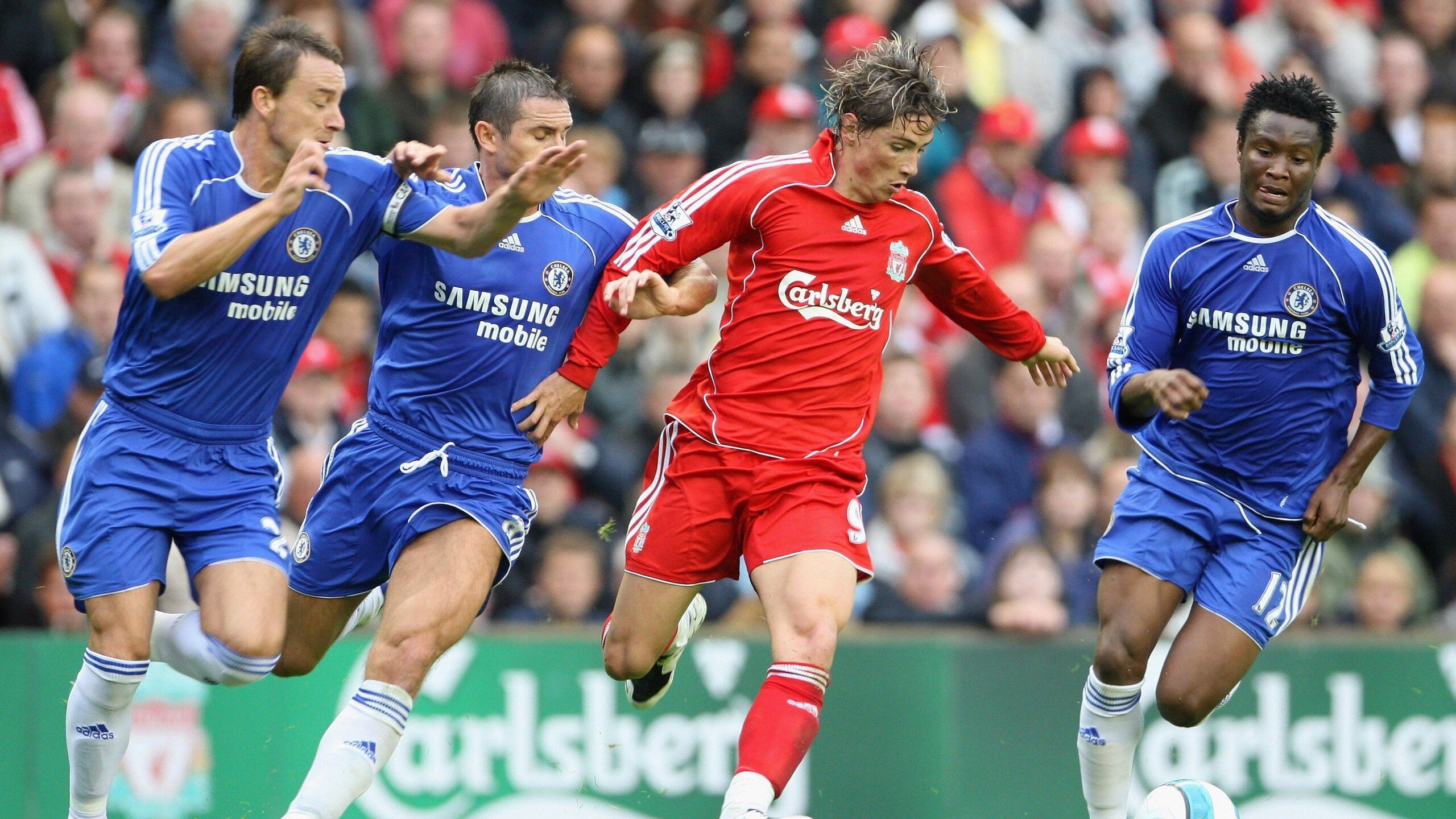 高科技比赛场馆:未来台球运动的新宠,台球室比赛